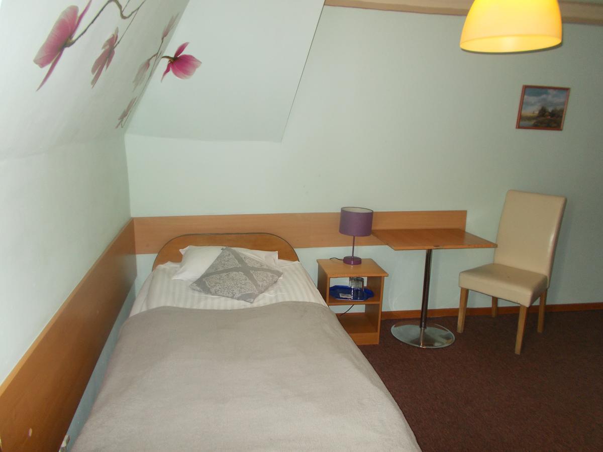 Motel Rezydent ヴロツワフ エクステリア 写真
